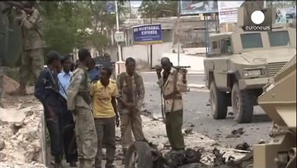 Somali'de parlamento binasına saldırı