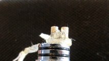 Outer silica wick with microcoil on a Smok Mini RDA