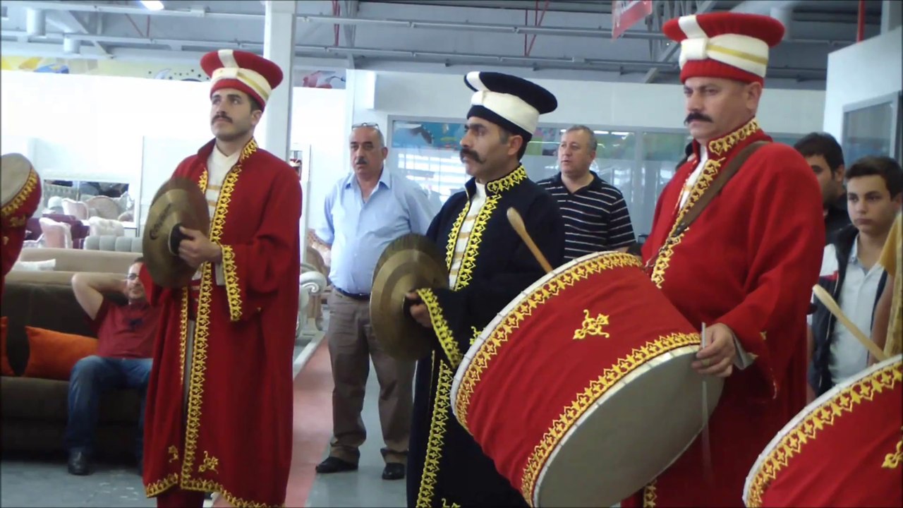 Deprem Bile Onları Durduramadı