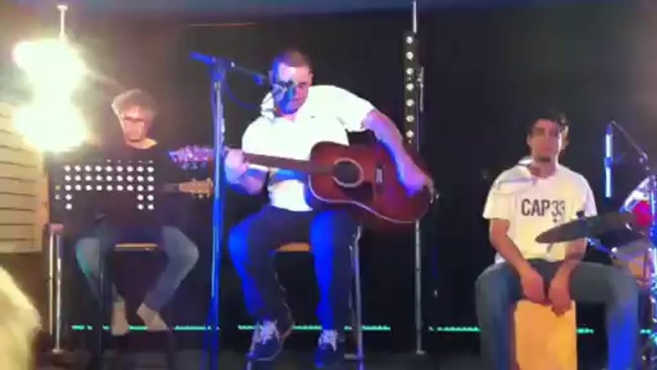 ARNAUD GOUVERNAIRE   EXTRAIT  "ME FAIRE PARDONNER"