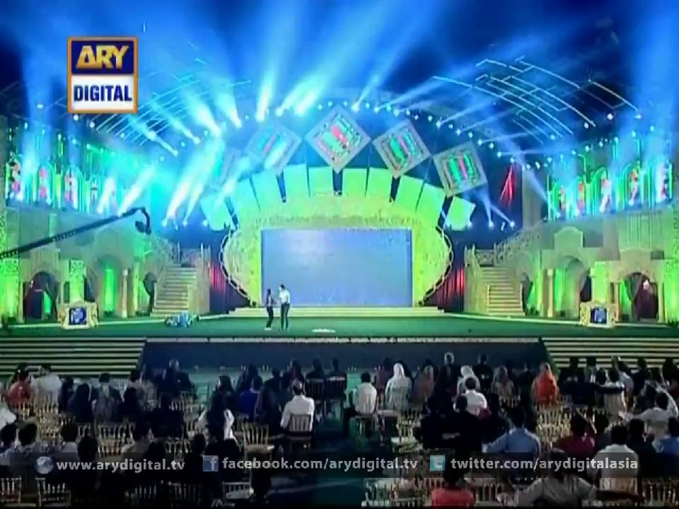 Soha Ali & Hazma Ali Abbasi Performance ARY Film Awards - 24th May 2014