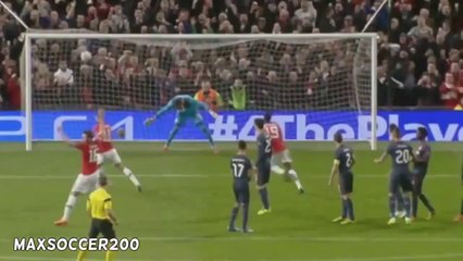 Robin van Persie Amazing Freekick with Olympiakos