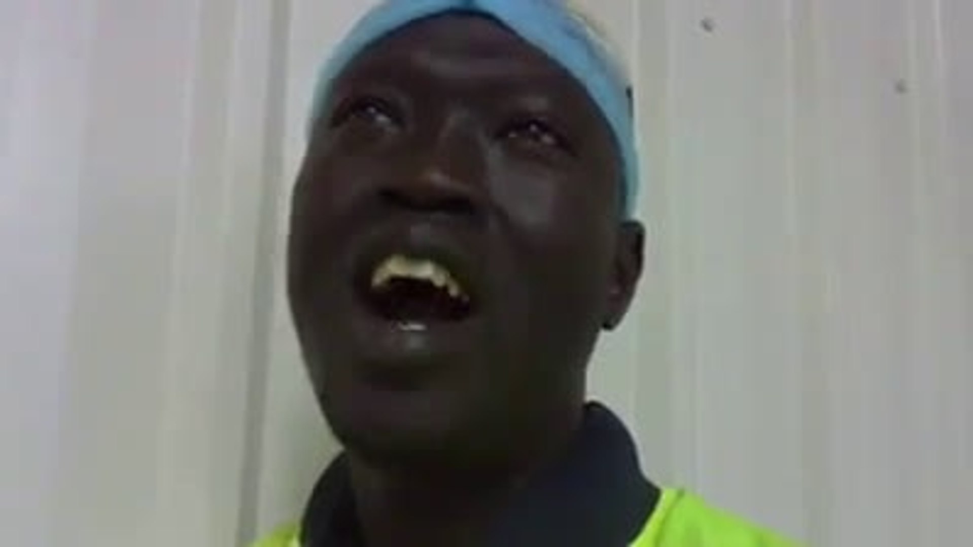 Black English man Singing in Hindi.