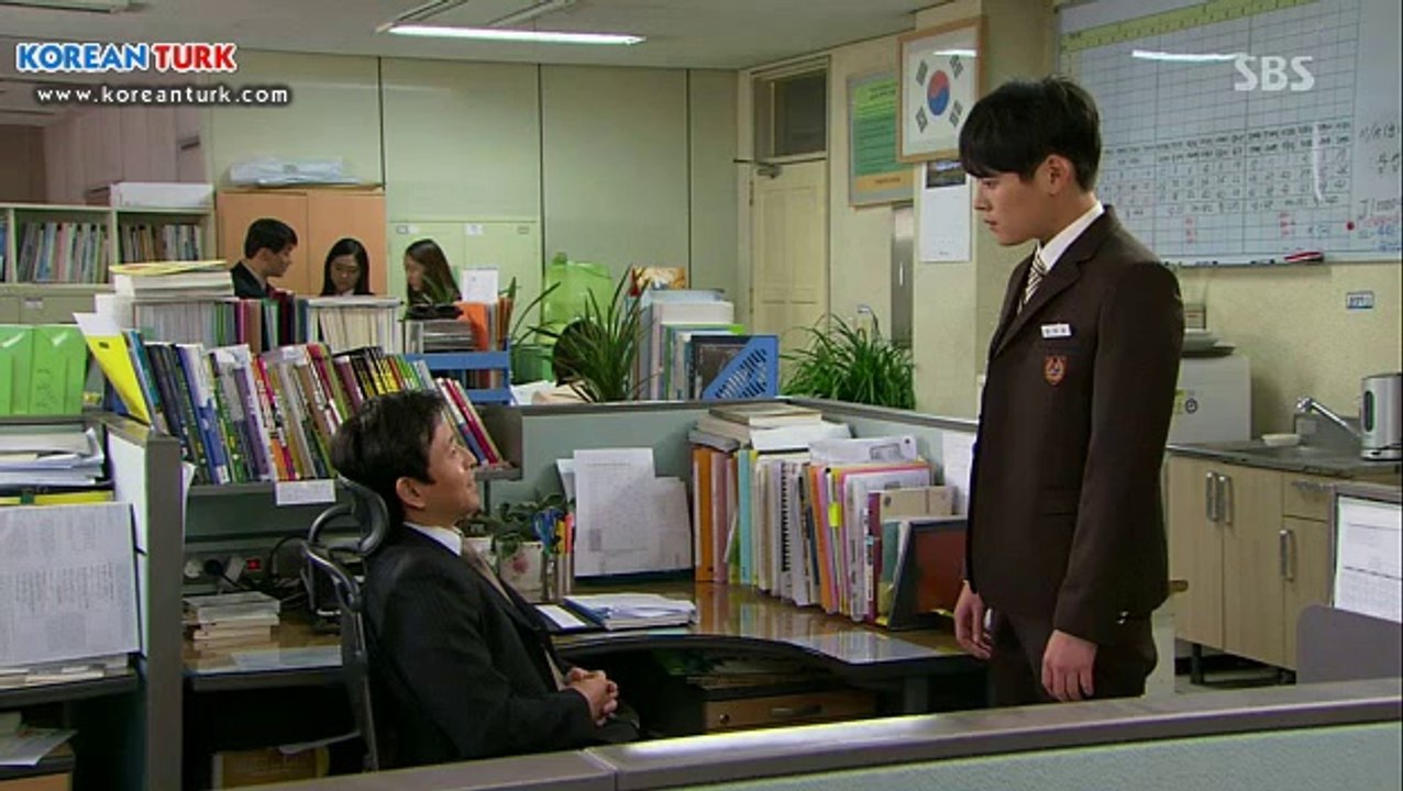 aw9_clip1