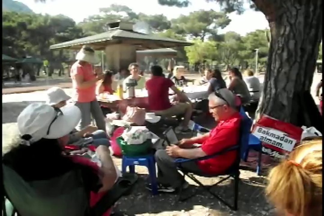 ESTALYA TÜRK SANAT MÜZİĞİ KOROSU PİKNİKTE