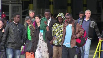 ايطاليا تتهم الاتحاد الاوروبي بعدم مساعدة الوافدين الى سواحلها