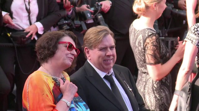 Celebrities walk Cannes red carpet on awards night