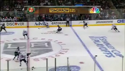 Kings Edge Blackhawks, Take Series Lead