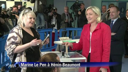 Européennes: Hollande et les responsables politiques votent