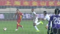 Yu Tao, gol di tacco ma nella porta sbagliata