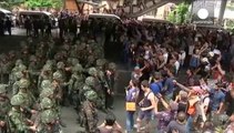 Tayland'da darbe karşıtları eylemlerini sürdürüyor