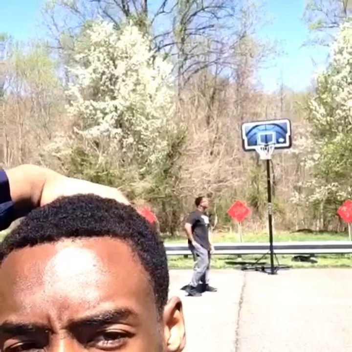 Basketteur chanceux et panier de dingue!