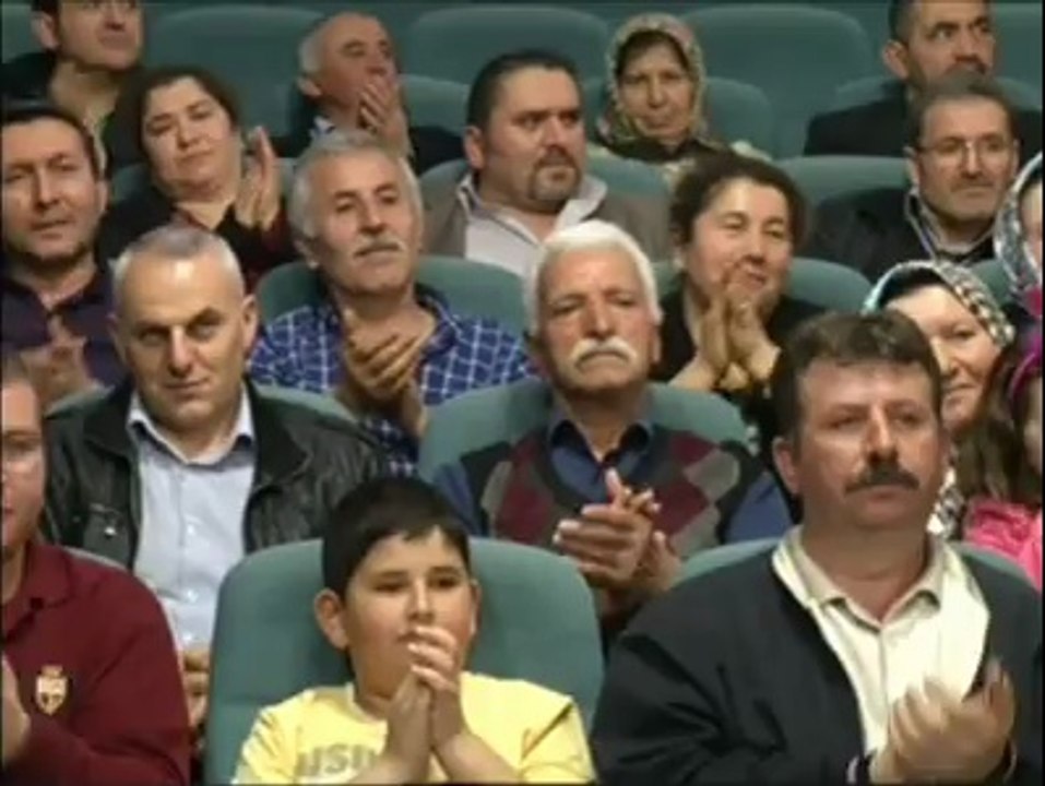 ELİF DİKMEN & LEYLİM LEY