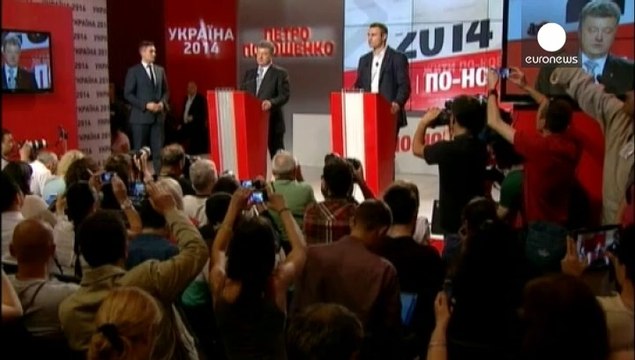 Ucraina: Poroshenko presidente, prioritaria la pace nell'est