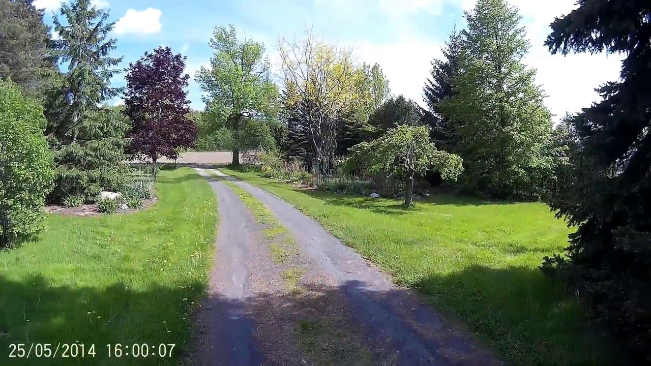25 Mai 2014, encore et toujours des chemtrails HD1080p