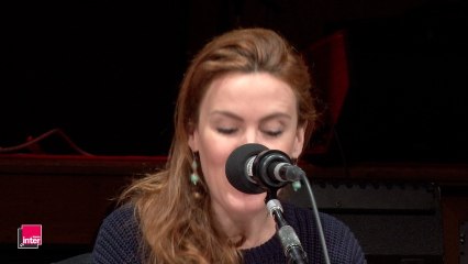 Noémie de Lattre : "Femmes, fessées & IVG"