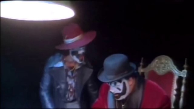Insane Clown Posse - 11. The Interrogation