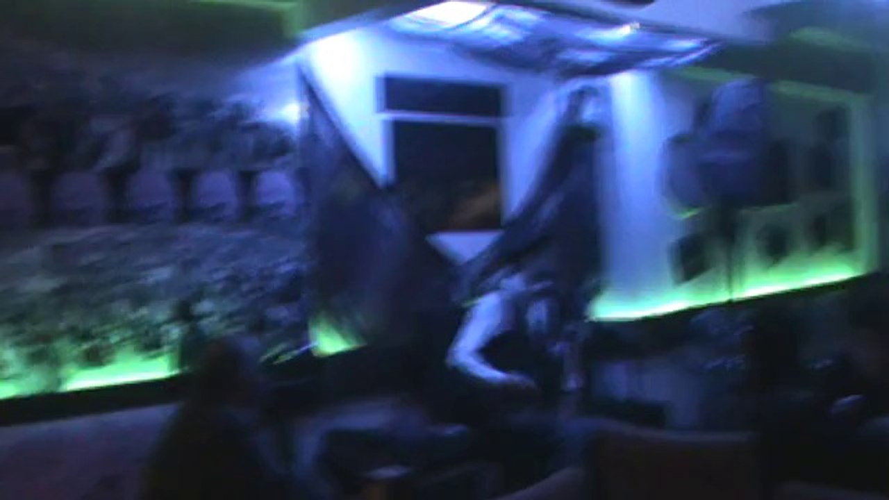 ilkan selvi - manişak cafe bar