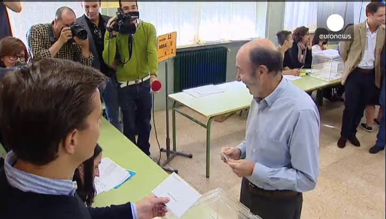 In Germania la Merkel tiene, in Italia il trion...
