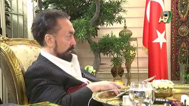 Adnan Oktar Okmeydanı’ndaki olayları yorumladı