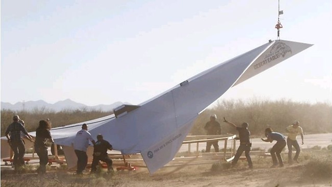 GoPro - Giant Paper Airplane !