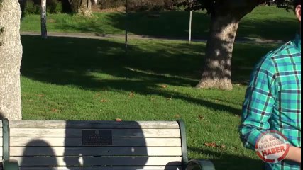 Bu gözlük iPhone'u şarj ediyor