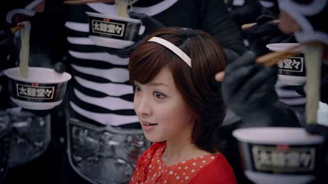 00156 nissin futomen morning musume food jpop cool funny - Komasharu - Japanese Commercial