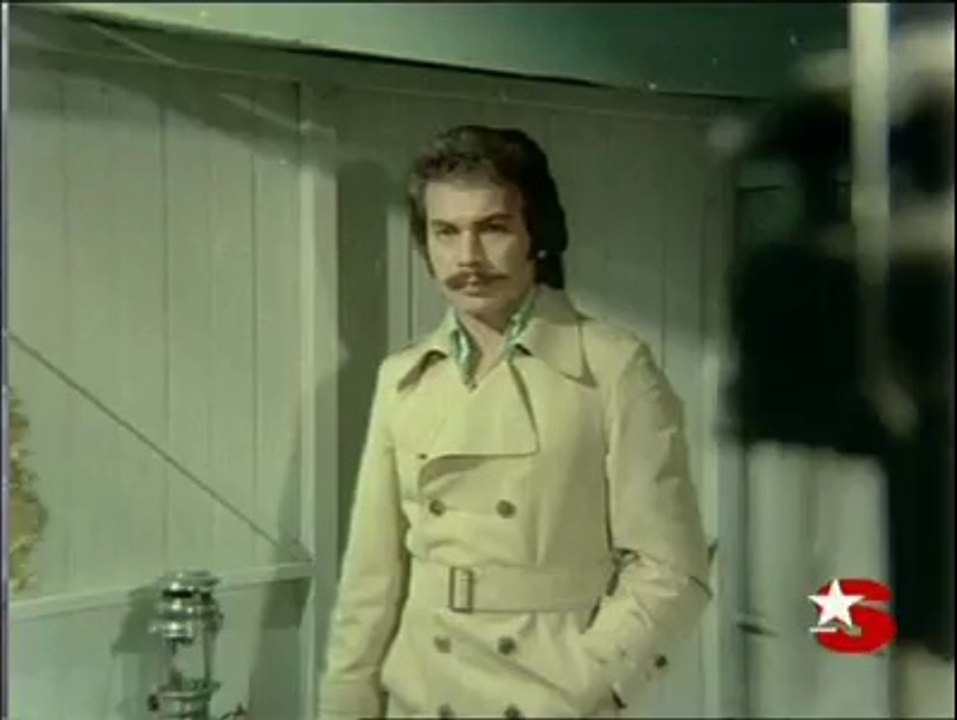 ORHAN GENCEBAY DÜNYA DÖNÜYOR