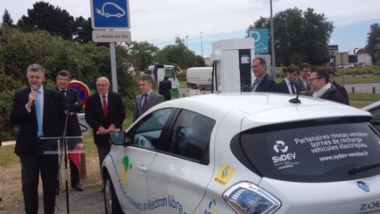 1re borne de charge rapide en Vendée