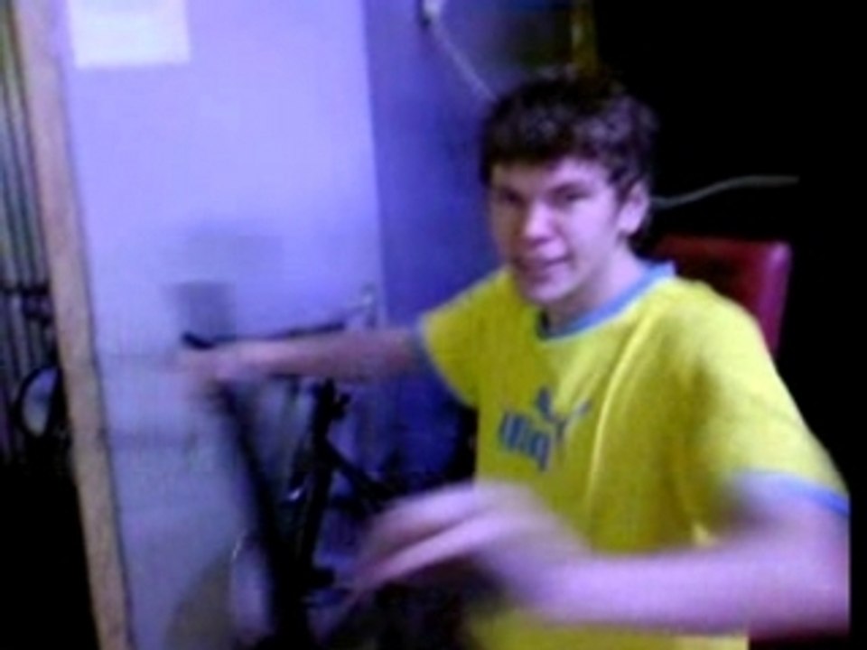 moi a la muscu.... ahhhlala quel con...