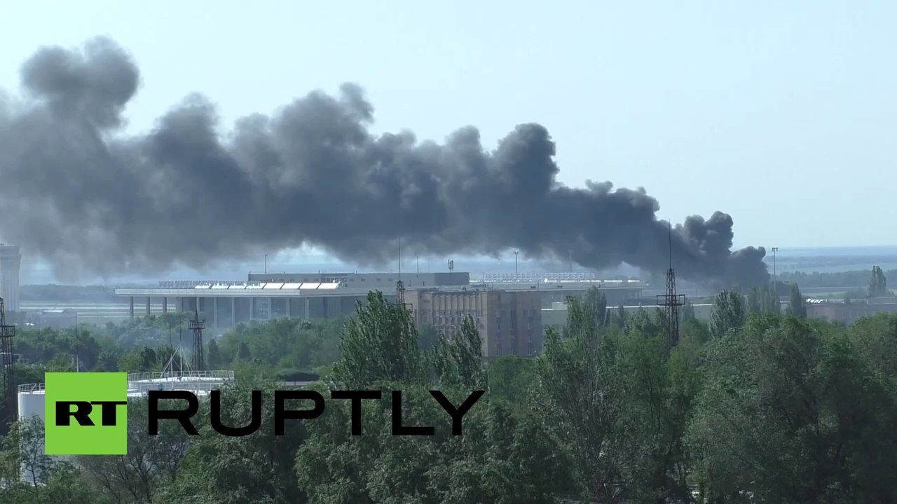 Video: Ukrainian military helicopters fire missiles on Donetsk intl airport