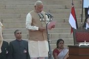 Dunya News-Narendra Modi becomes 15th Prime Minister of India