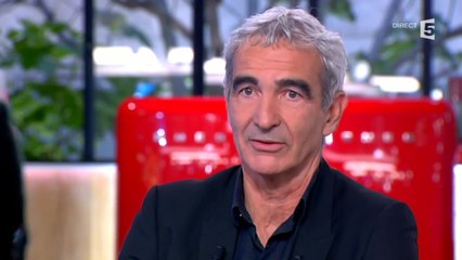 Raymond Domenech toujours en négociation pour devenir entraîneur de l'OL - C à vous - 26/05/2014