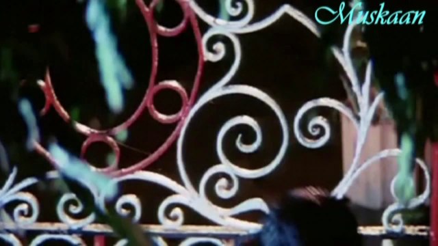 Bechain Mera Yeh Dil Hai Mere Chain Ka Yeh Qatil Hai