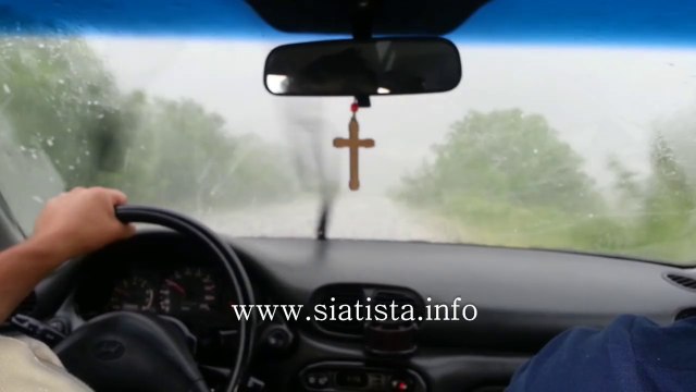 siatista.info - 26.05.2014 - Έντονη χαλαζόπτωση κοντά στη Σιάτιστα