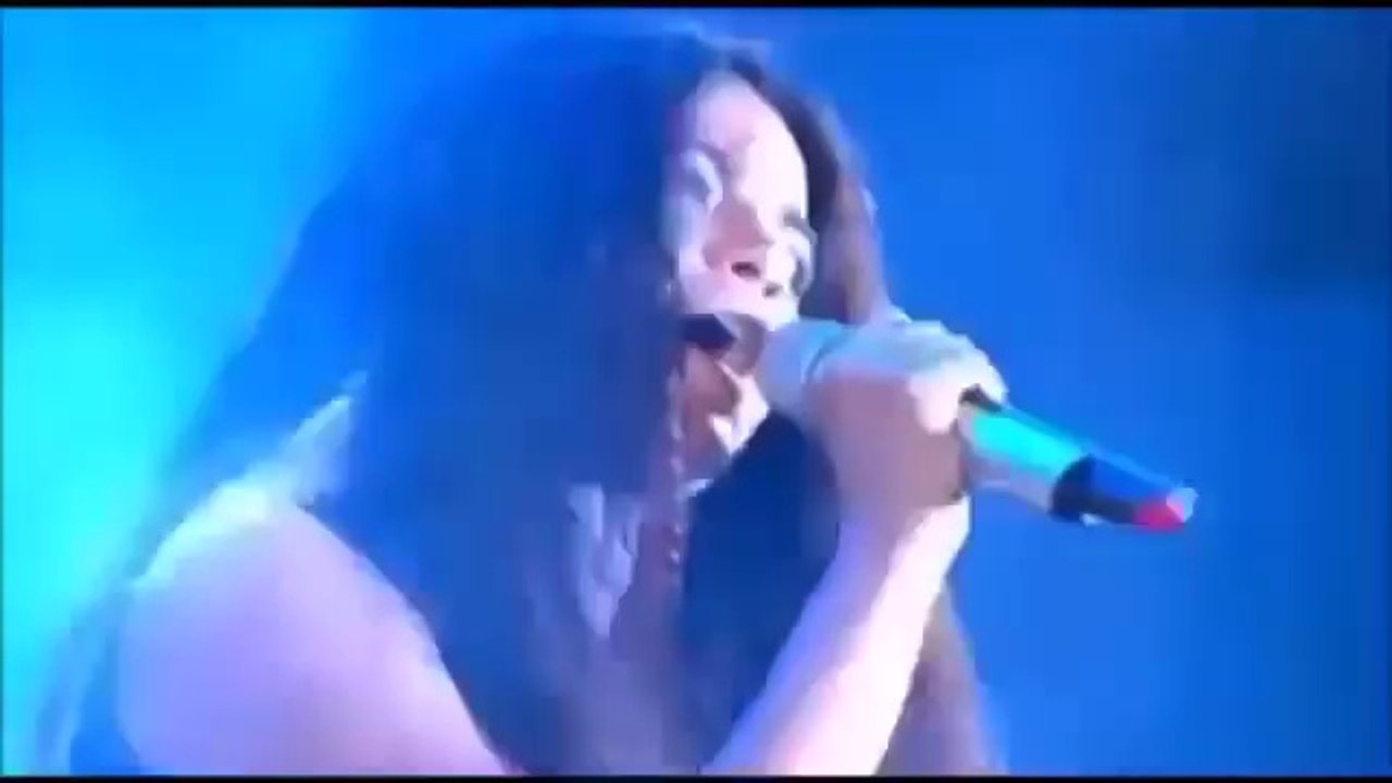 Maite Perroni (@MaiteOficial) Canta Tema Principal De La Gata "Vas a querer volver"