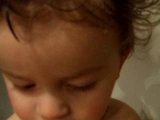 arrêtez de me filmer !!!!