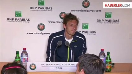 Tenis Maçında Elenen Oyuncu: Tebrikler mi?