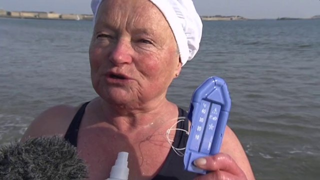 Larmor-Plage | Glacial bain des Etoiles de mer - Lorient TV