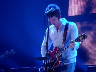 Noel Gallagher's High Flying Birds - Little By Little