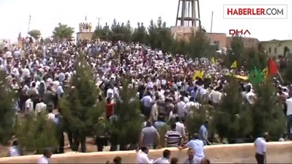 Suriye'de Öldürülen Pyd'li Suruç'ta Toprağa Verildi