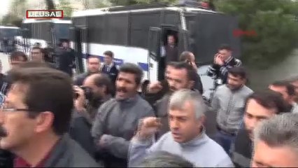 O fabrika yeniden üretiyor