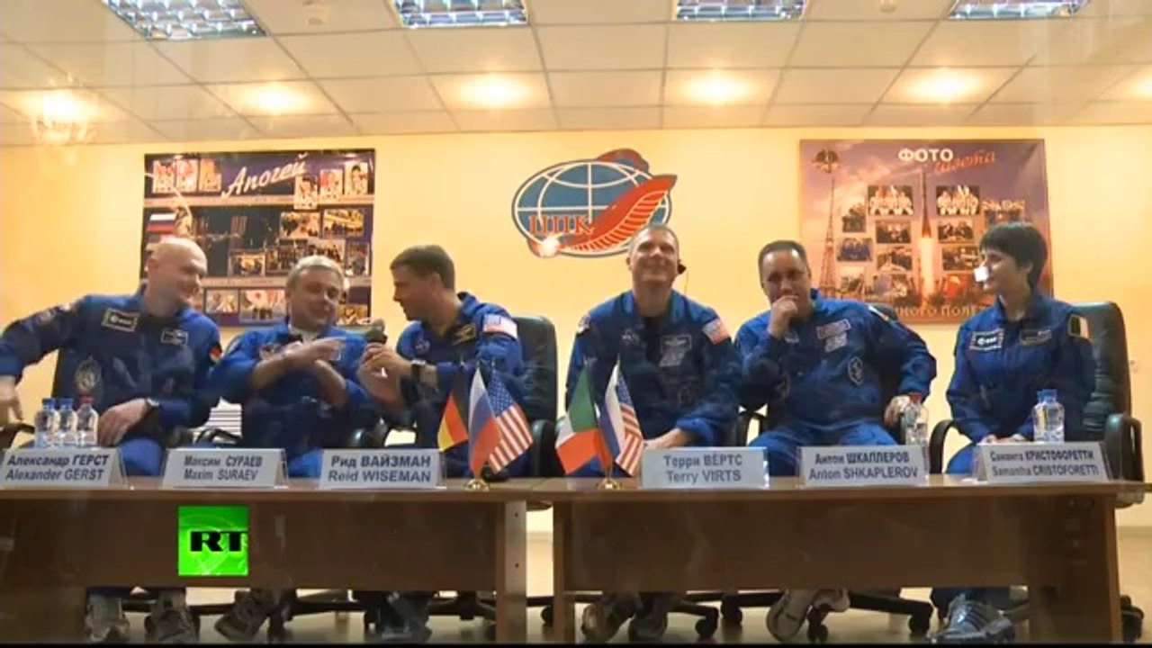 For the world to see_ No politics in space (ISS crew embrace)