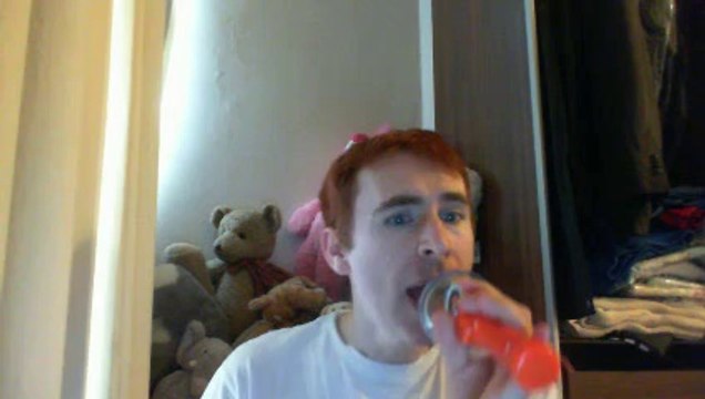 Wiwi égratigne mi sava loin de Toulou