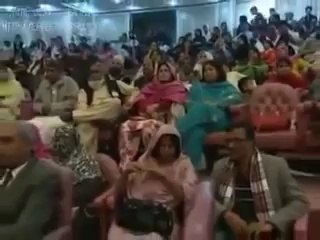 شرم تم کو مگر نہیں آتی