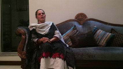 Lubna with Awaam :Zubaida Aapa ko Challenge. (28 May 2014)