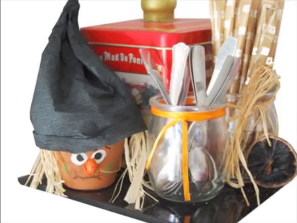 Sorcière en pot en terre cuite