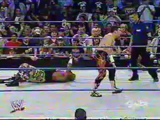 الموت المفاجي للمصارع ايدي جريرو علي الحلبة.