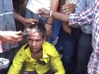 Frustrated Public Beaten Badly A Thief in India