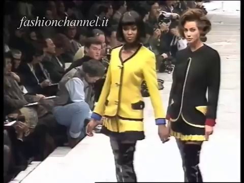 Gianni Versace Fashion Show Autumn Winter 1991 1992 Milan Fashion Week Pret a Porter Women 1 of 3